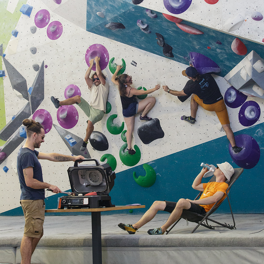 Barbec'up, le dernier contest de bloc de l'année à Climb Up Angers. Samedi 30 Mai
