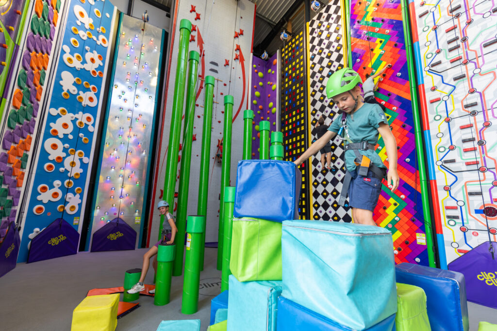 Fun escalade : activité enfant à Angers